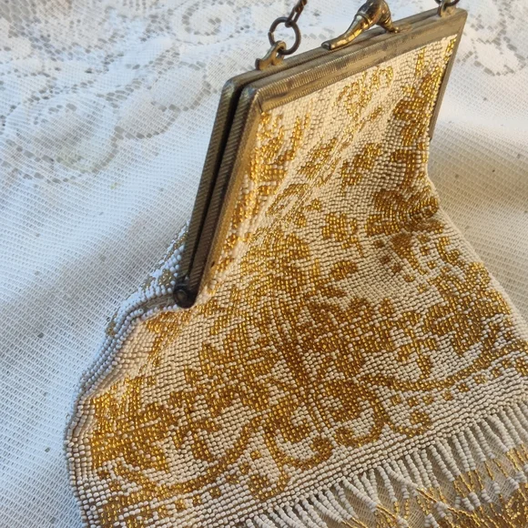 Antique 1920s white and gold art nouveau micro beaded flapper purse - Picture 6 of 13